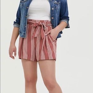 TORRID SELF TIE MID SHORT- STRIPE DUSTY